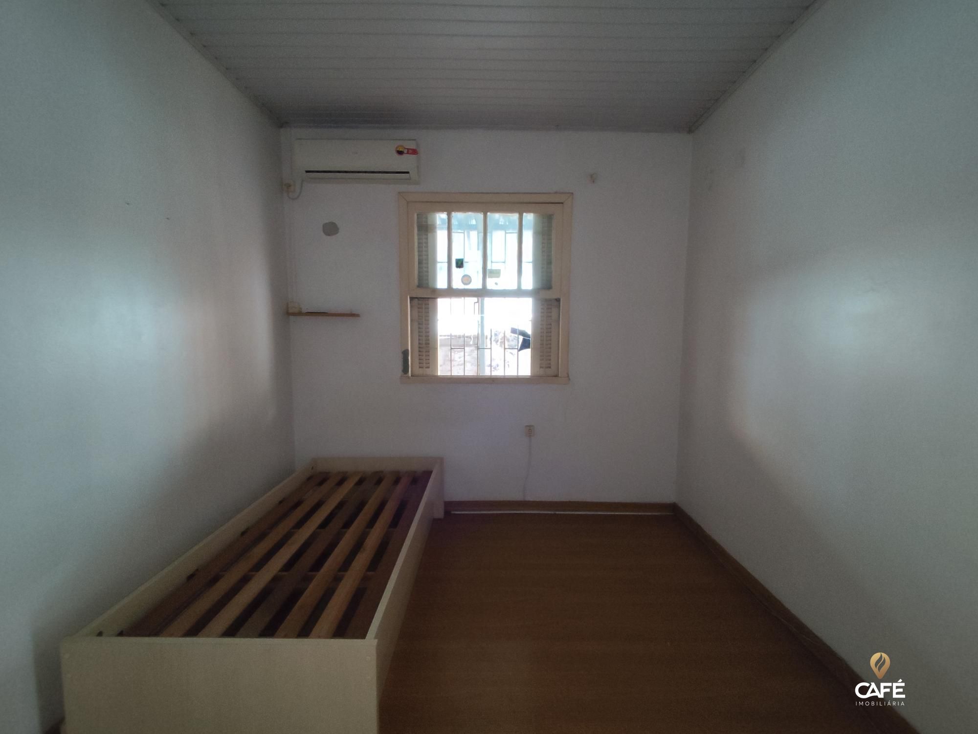 Casa à venda com 5 quartos, 150m² - Foto 9