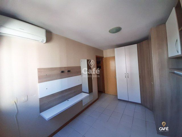 Apartamento à venda com 2 quartos, 60m² - Foto 13