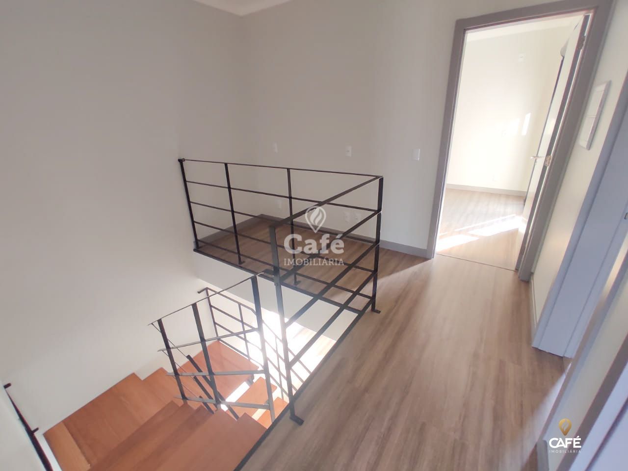 Casa à venda com 3 quartos, 142m² - Foto 4