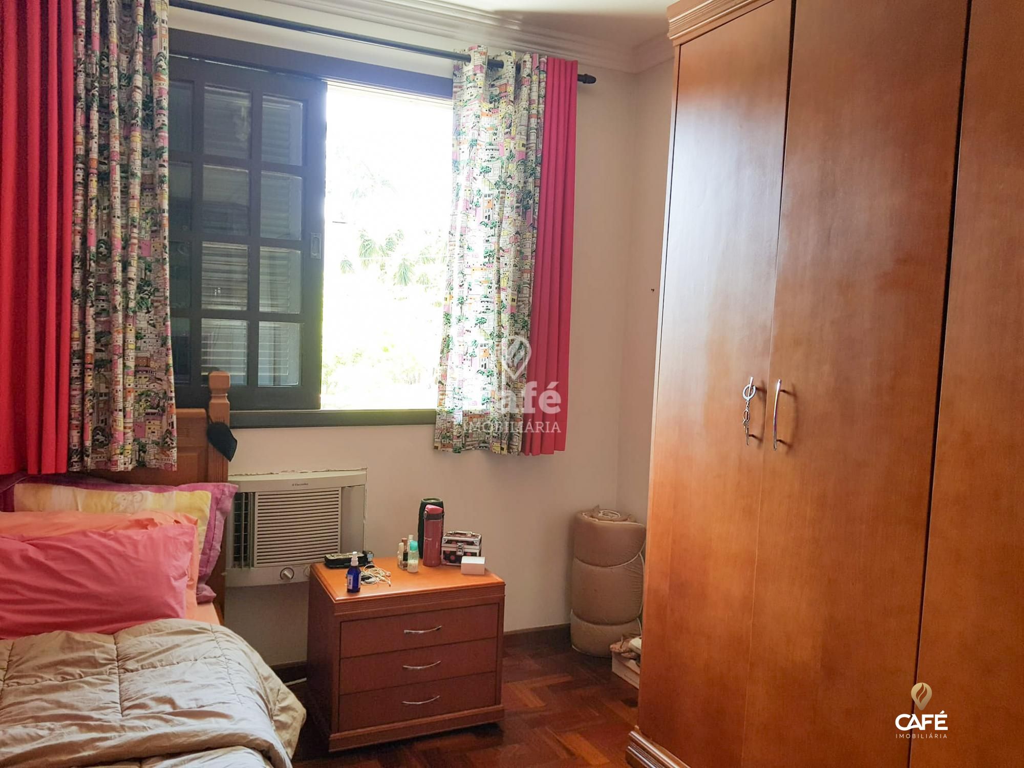 Apartamento à venda com 3 quartos, 180m² - Foto 9