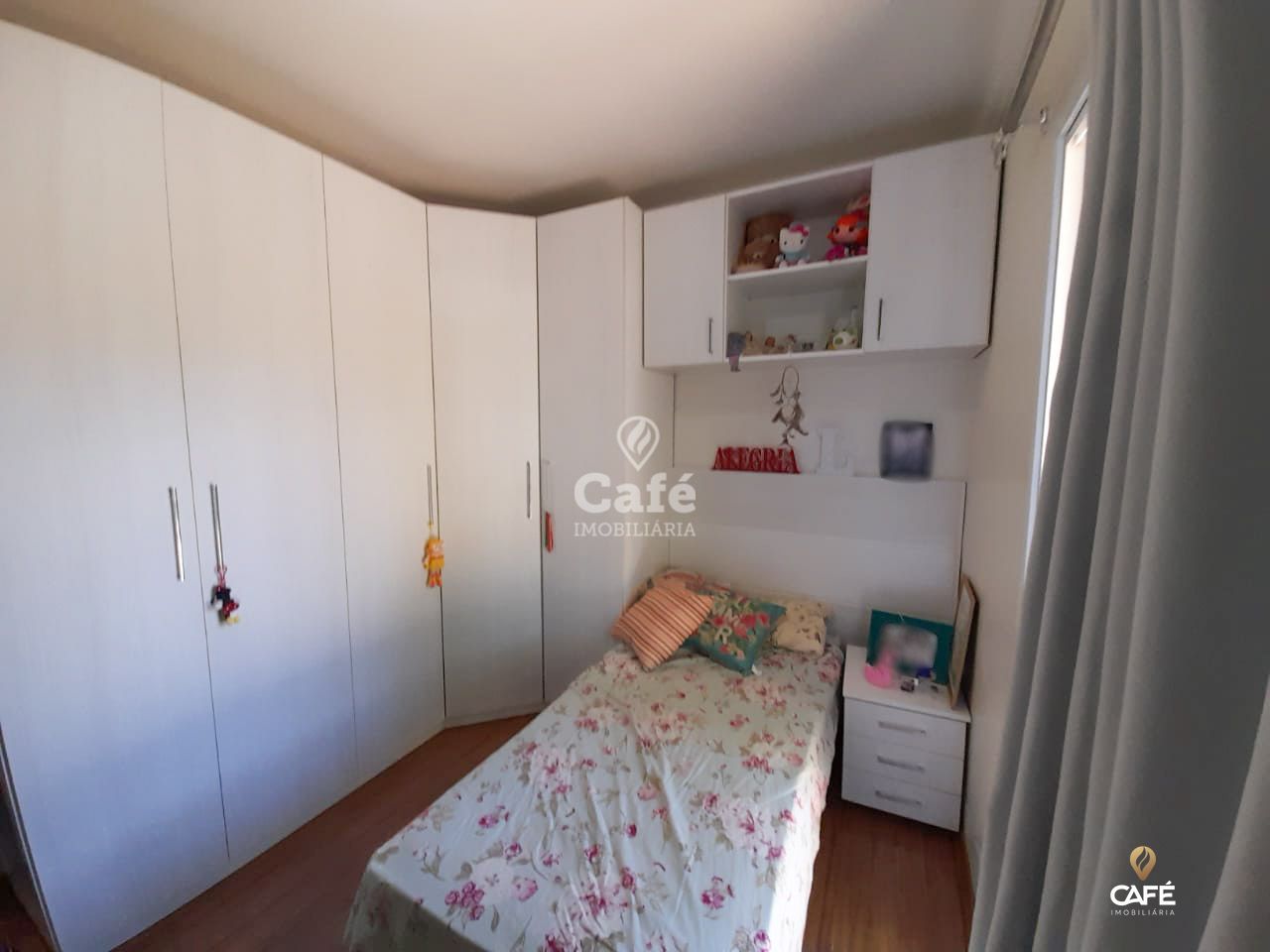 Casa à venda com 6 quartos, 261m² - Foto 17