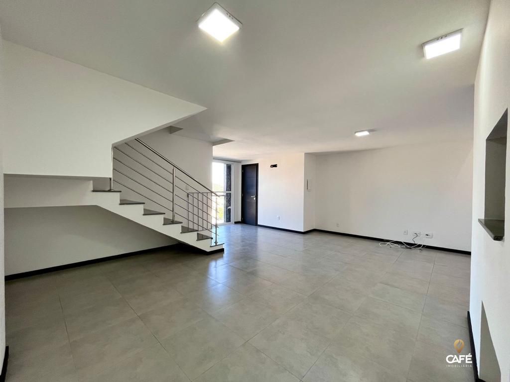 Apartamento à venda com 2 quartos, 102m² - Foto 2