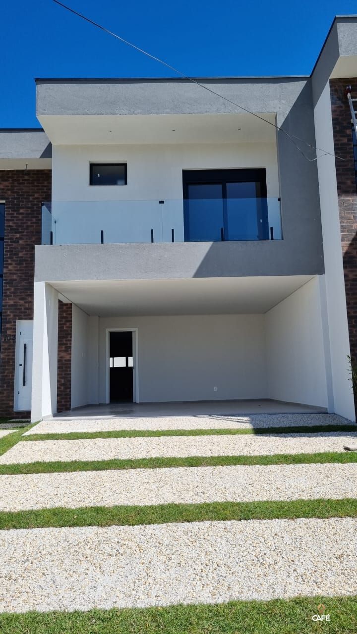 Casa à venda com 3 quartos, 173m² - Foto 4