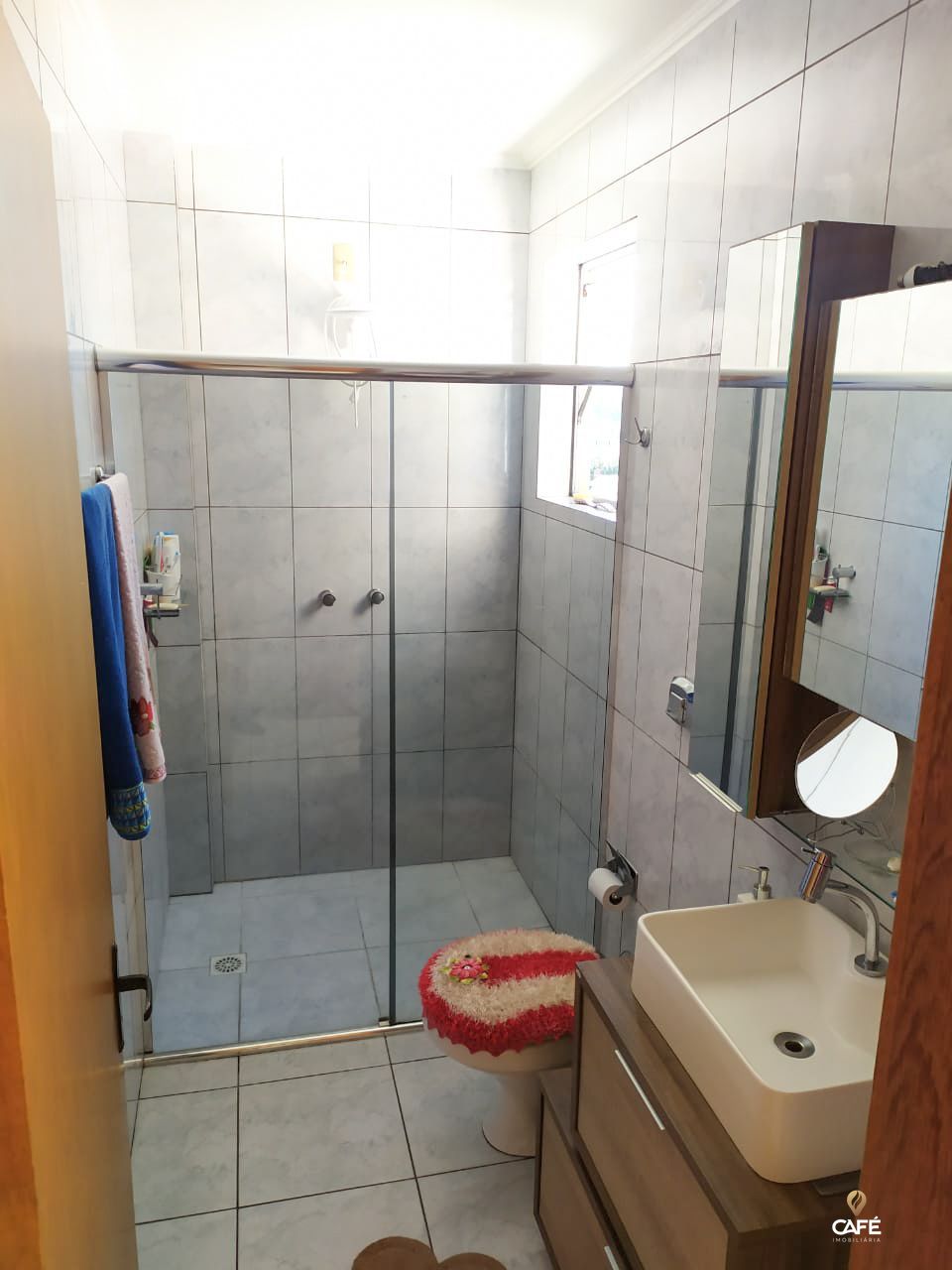 Casa à venda com 3 quartos, 300m² - Foto 3