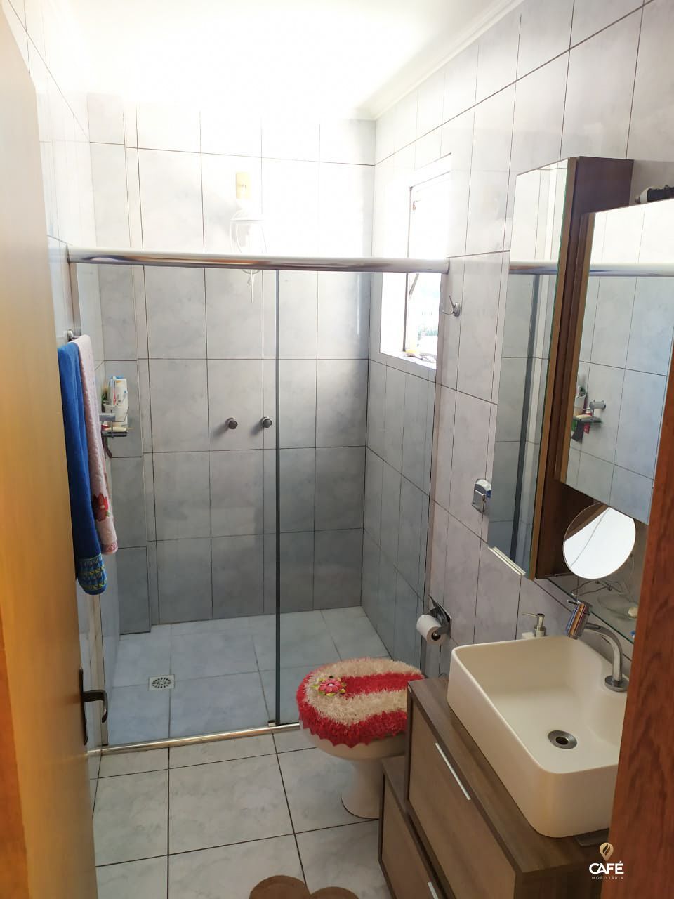 Casa à venda com 3 quartos, 300m² - Foto 3