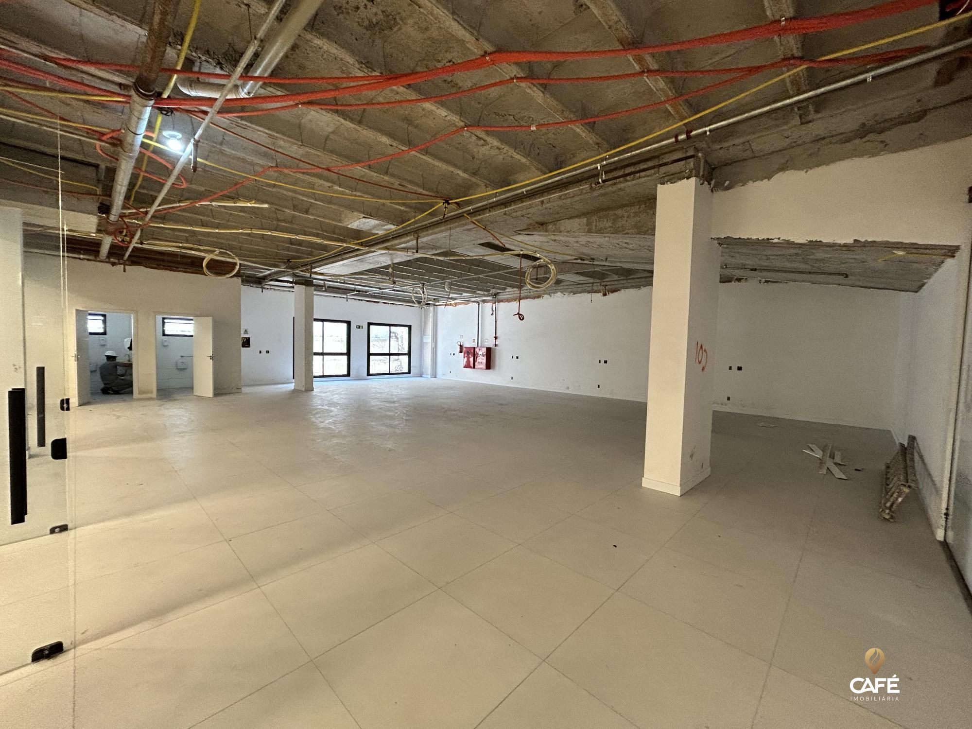 Loja-Salão para alugar com 1 quarto, 202m² - Foto 9