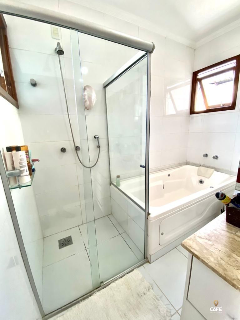 Casa, 4 quartos, 223 m² - Foto 11