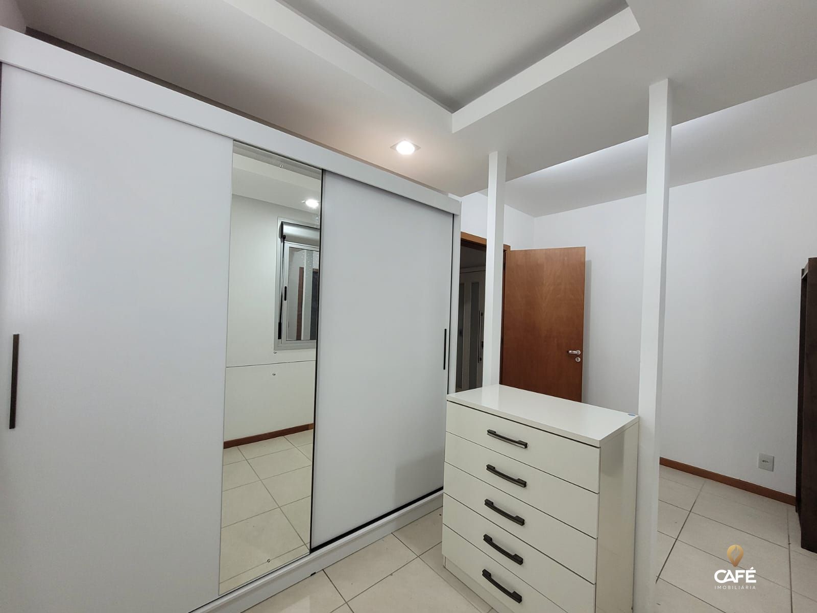 Apartamento à venda com 2 quartos, 64m² - Foto 10