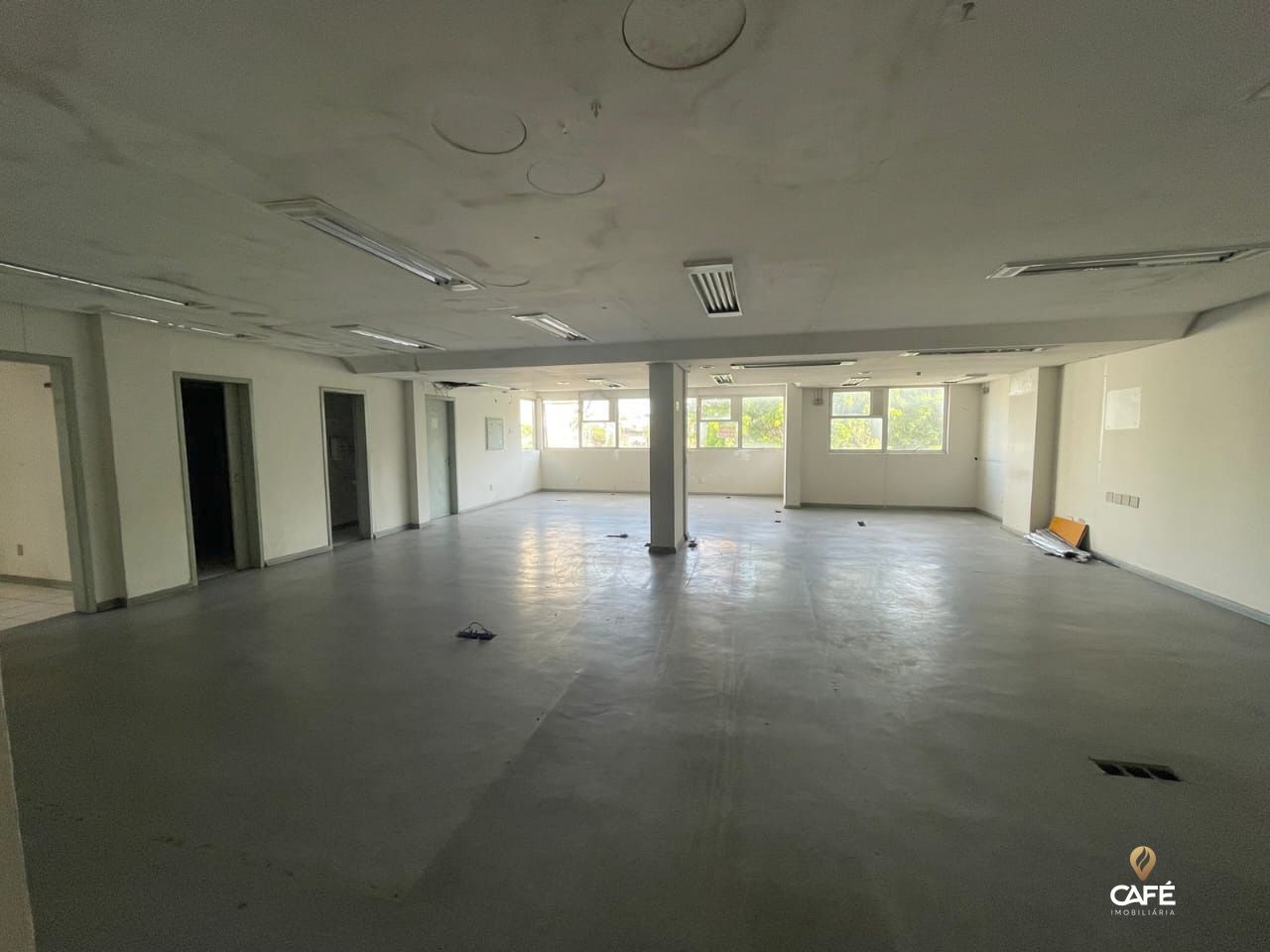 Loja-Salão à venda e aluguel com 4 quartos, 325m² - Foto 6