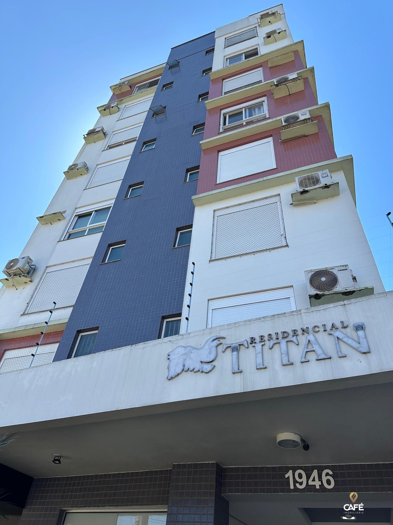 Apartamento à venda com 3 quartos, 126m² - Foto 1