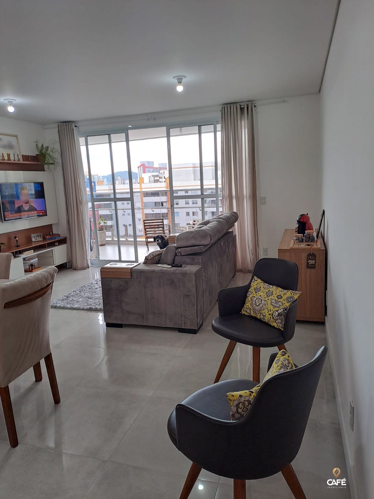 Apartamento à venda com 3 quartos, 131m² - Foto 17