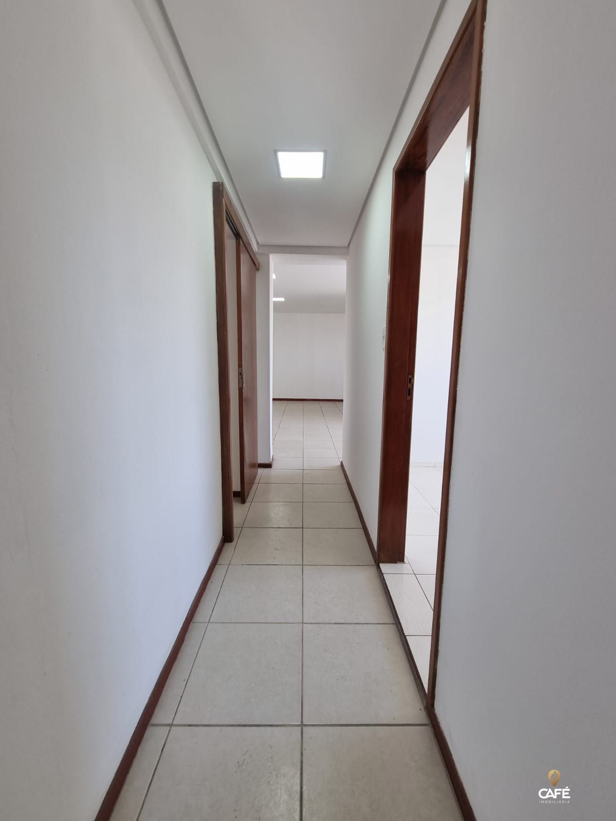 Apartamento à venda com 2 quartos, 95m² - Foto 13