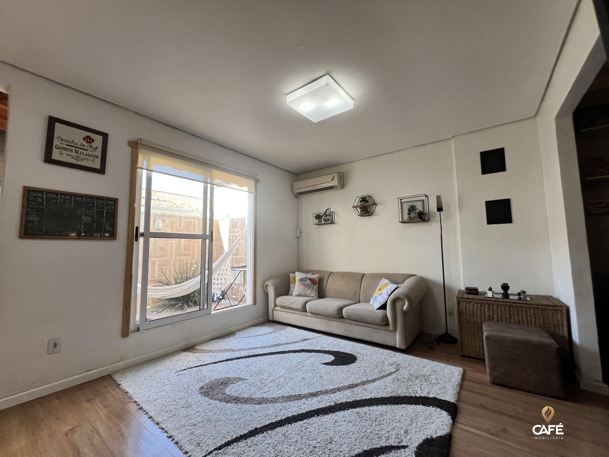 Casa à venda com 3 quartos, 90m² - Foto 3