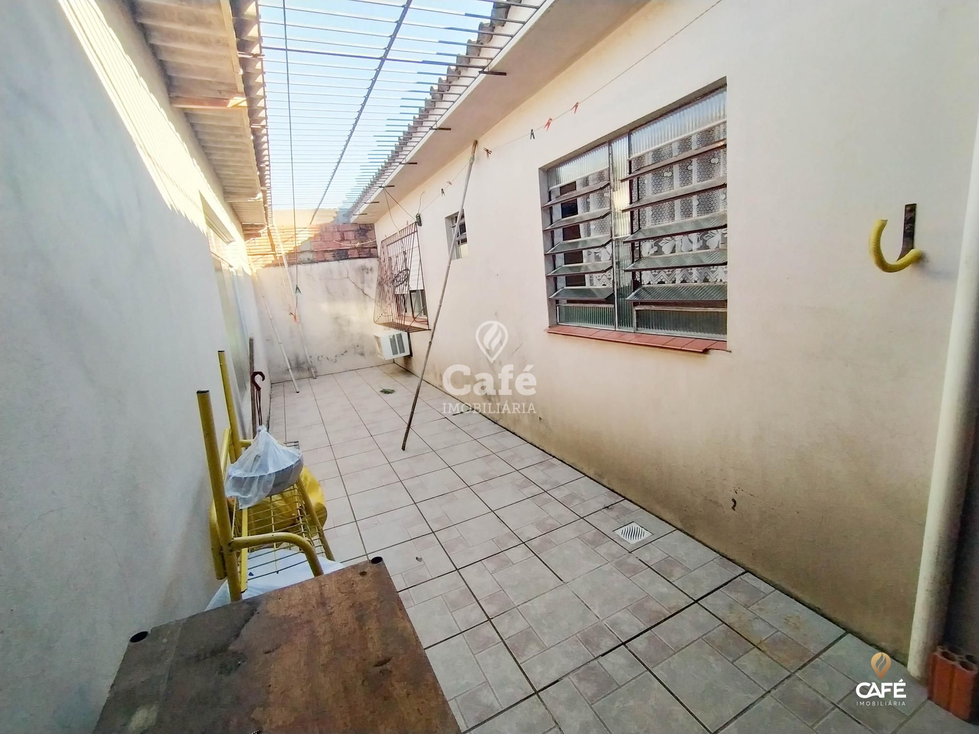 Casa à venda com 2 quartos, 187m² - Foto 6