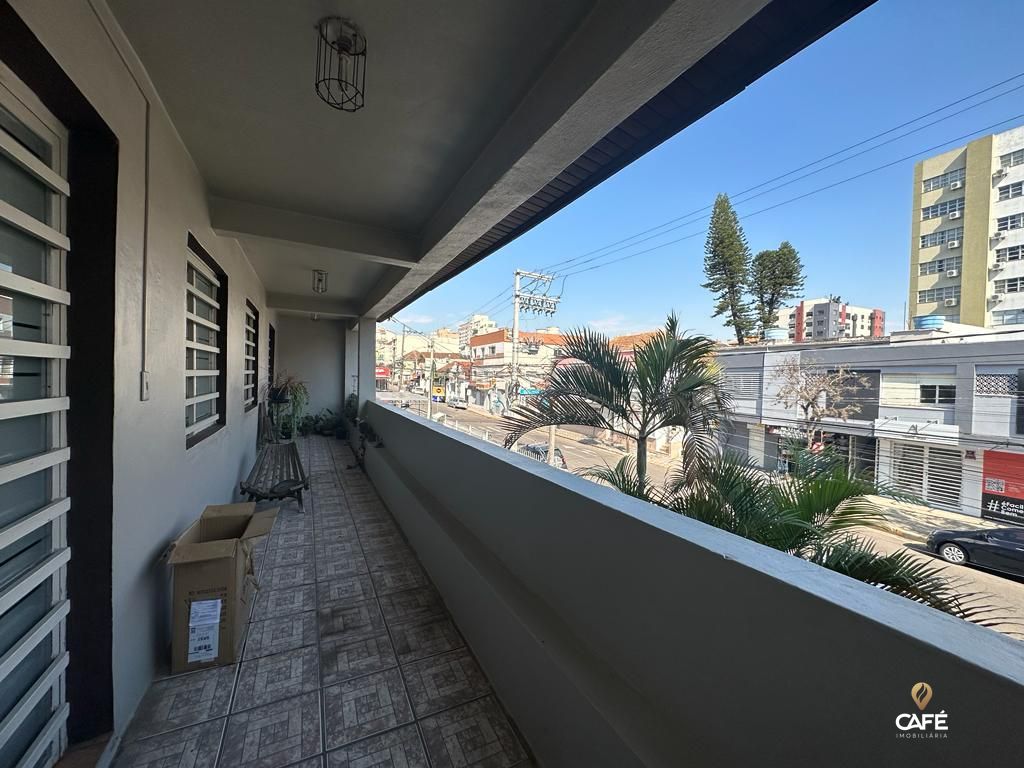 Casa à venda com 6 quartos, 370m² - Foto 18