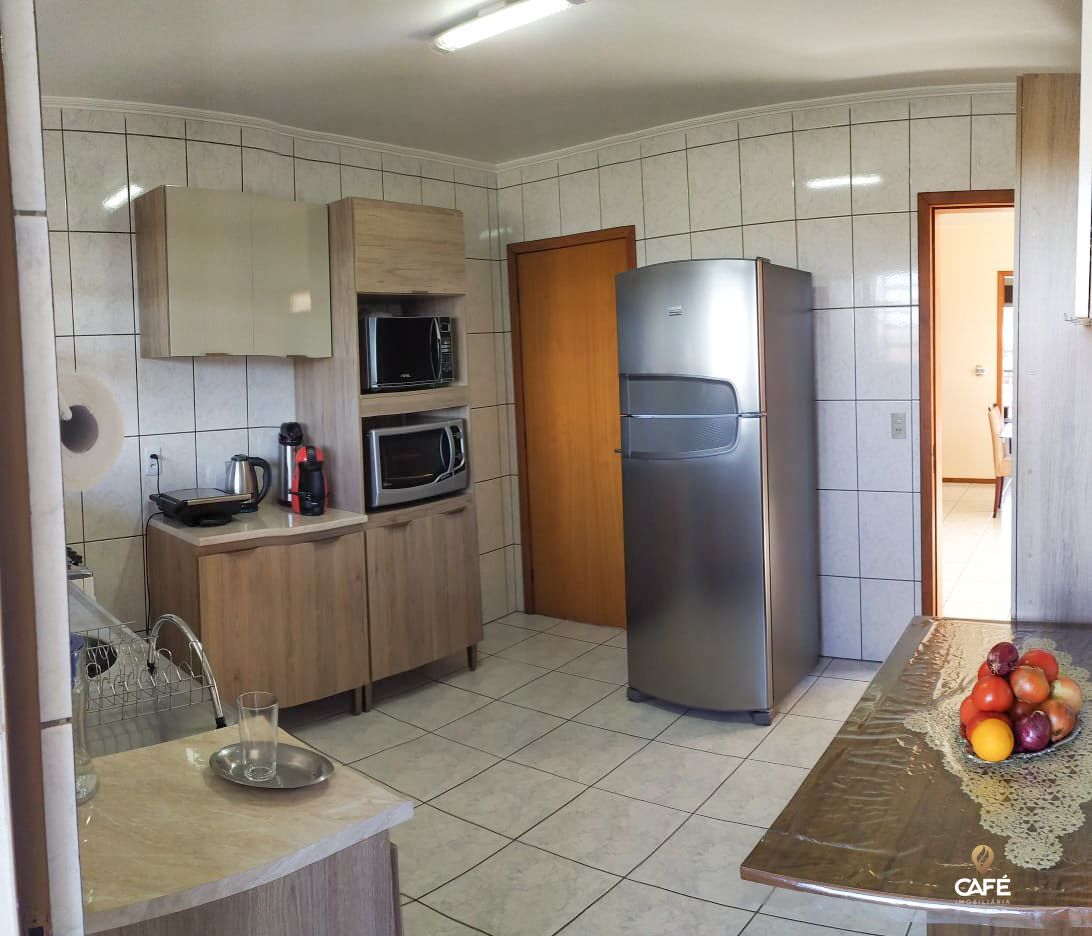 Casa à venda com 3 quartos, 300m² - Foto 12