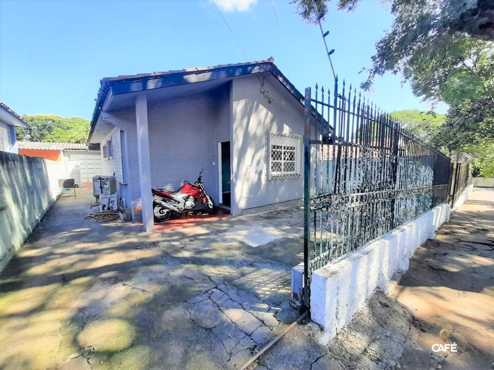 Casa à venda com 3 quartos, 120m² - Foto 1