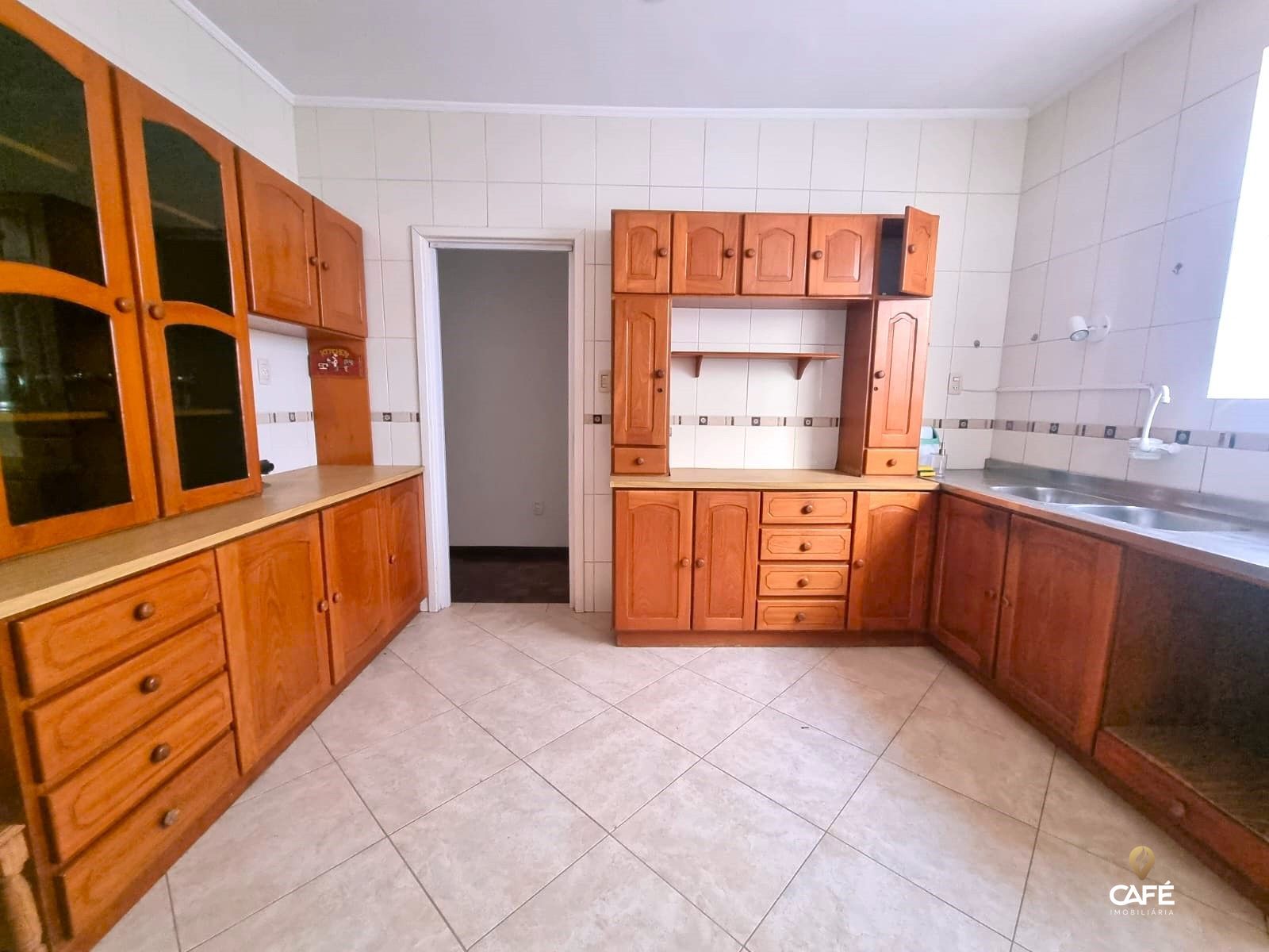 Apartamento à venda com 3 quartos, 199m² - Foto 4