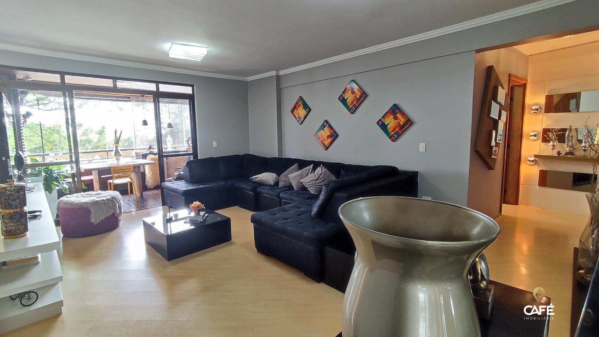 Apartamento à venda com 3 quartos, 124m² - Foto 6