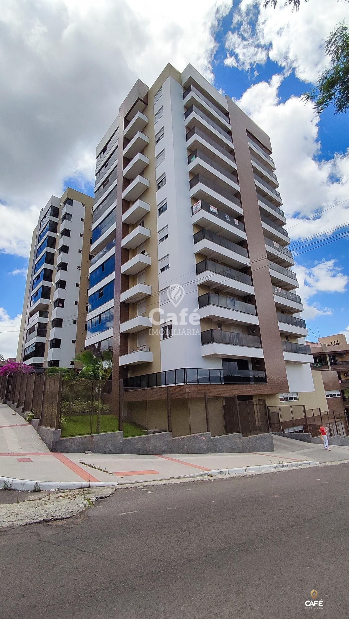 Apartamento à venda com 3 quartos, 169m² - Foto 32