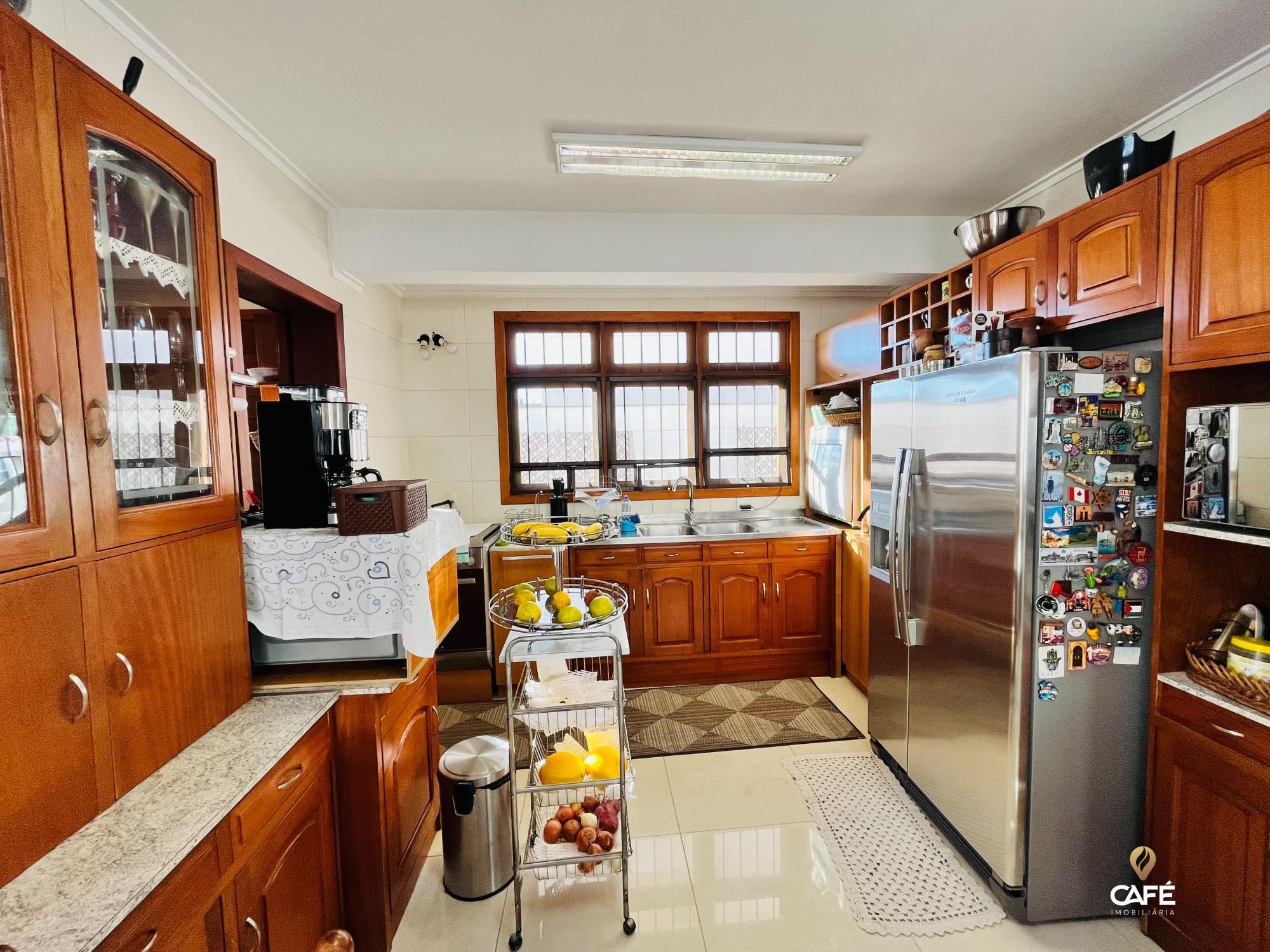 Casa, 4 quartos, 239 m² - Foto 9