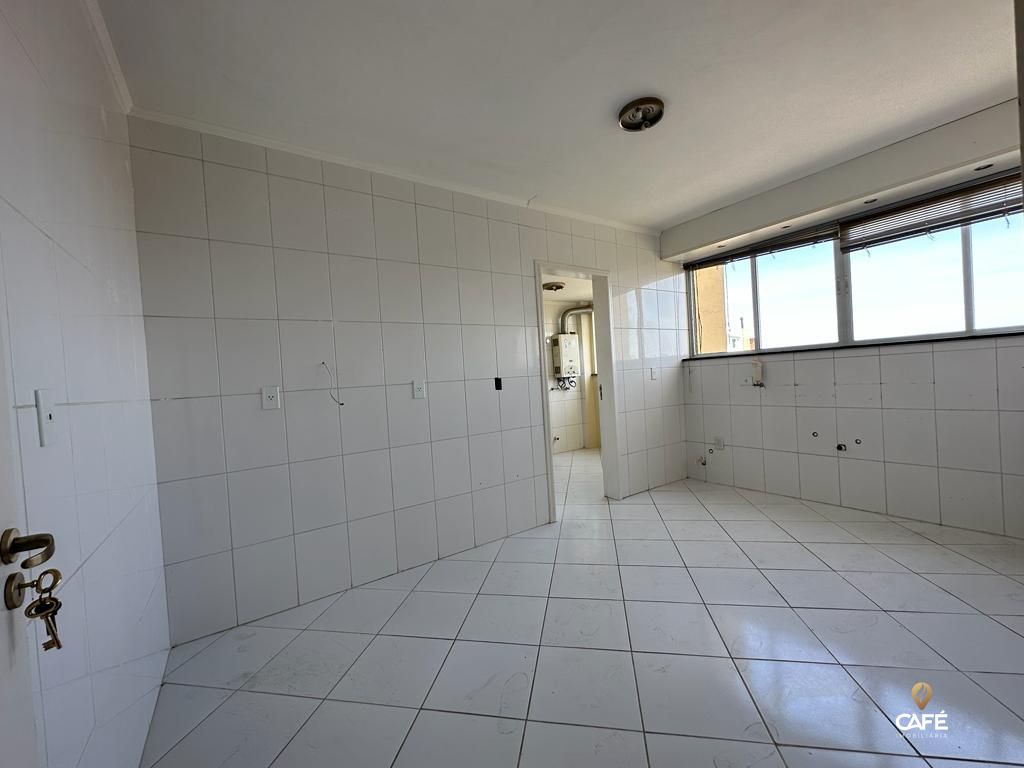 Apartamento à venda com 3 quartos, 126m² - Foto 9