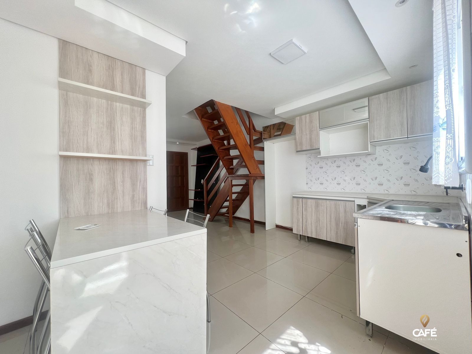 Casa à venda com 2 quartos, 61m² - Foto 11