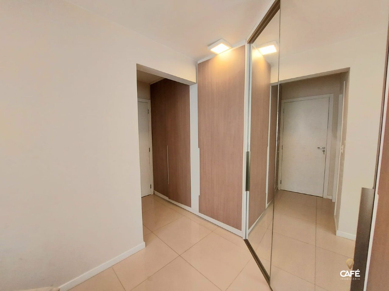 Apartamento à venda com 2 quartos, 86m² - Foto 6