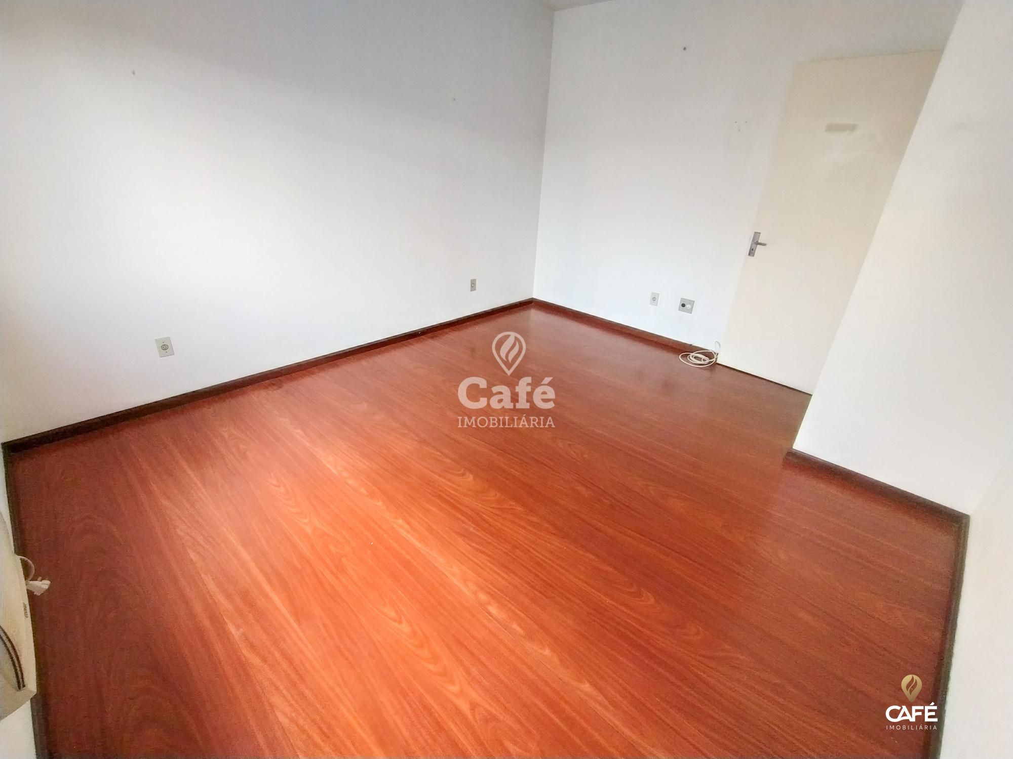 Apartamento à venda com 2 quartos, 82m² - Foto 4