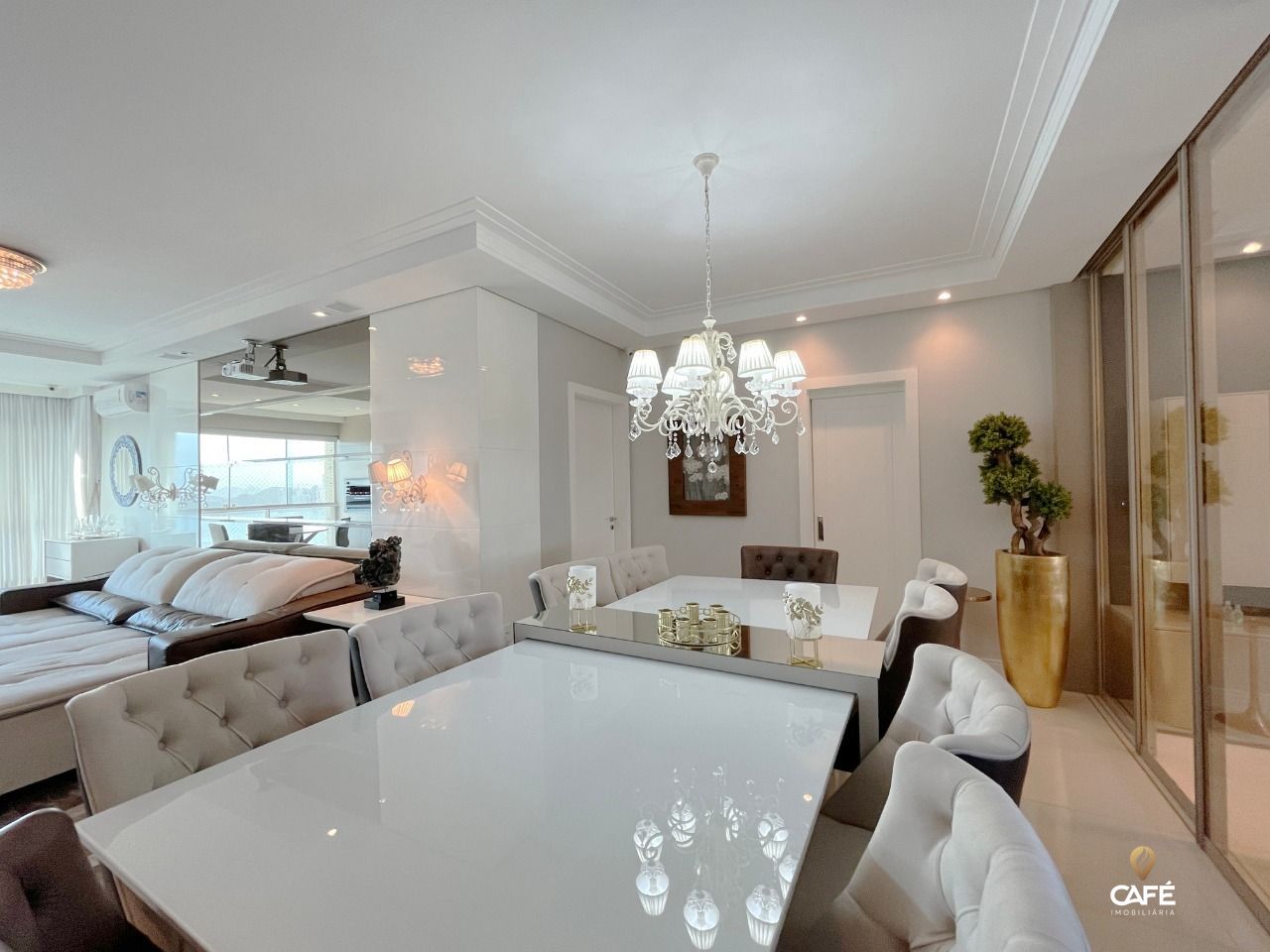 Apartamento, 3 quartos, 144 m² - Foto 2