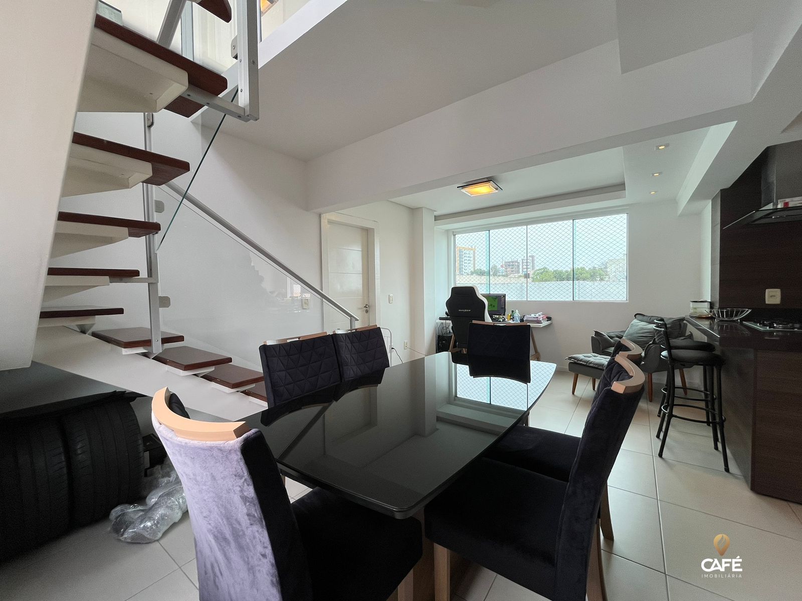 Cobertura, 3 quartos, 217 m² - Foto 1