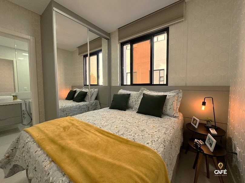 Apartamento à venda com 2 quartos, 77m² - Foto 7