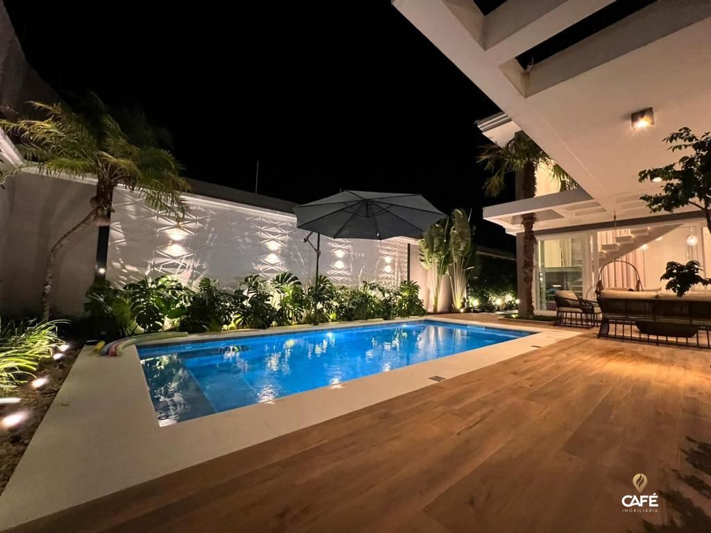 Casa, 3 quartos, 325 m² - Foto 2