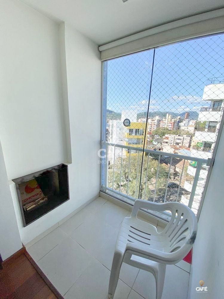 Apartamento à venda com 2 quartos, 85m² - Foto 1