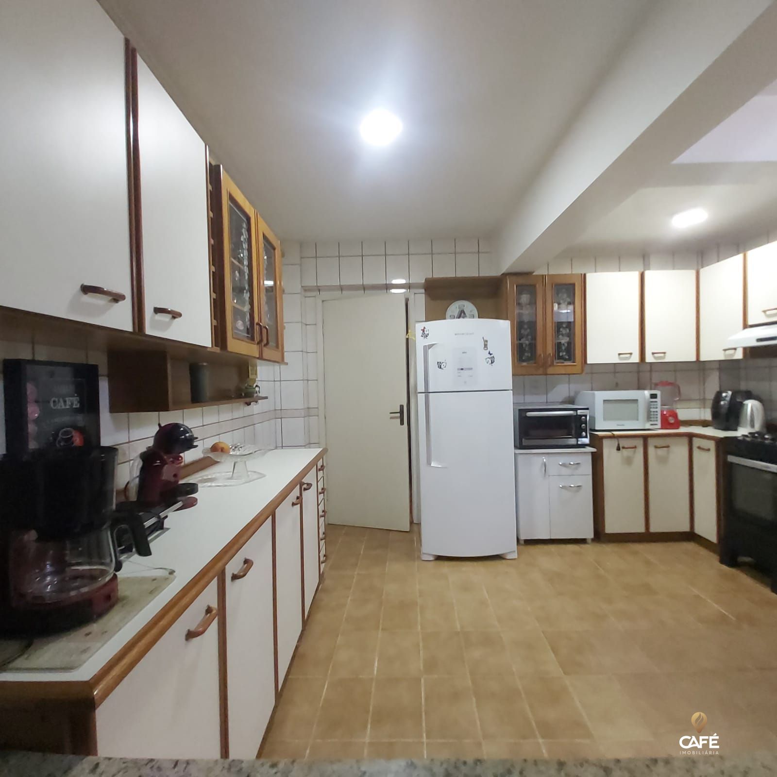 Apartamento à venda com 3 quartos, 148m² - Foto 6