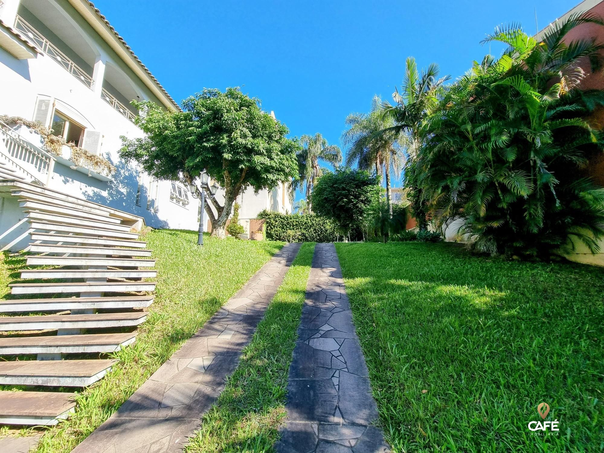 Casa, 4 quartos, 365 m² - Foto 2