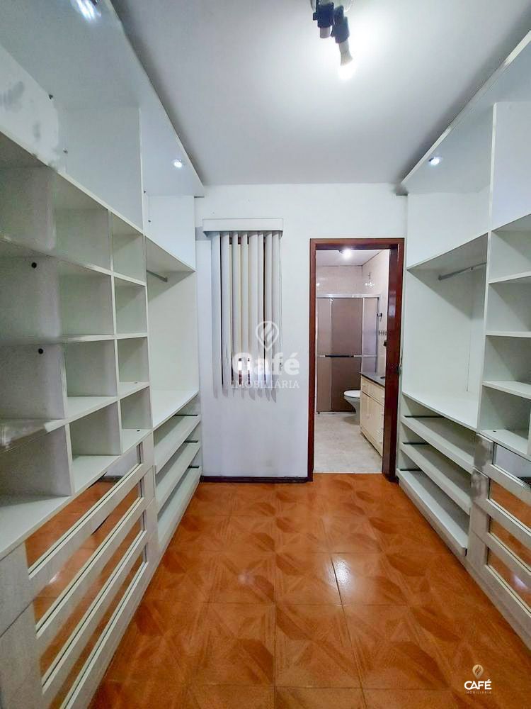 Casa à venda com 3 quartos, 180m² - Foto 6