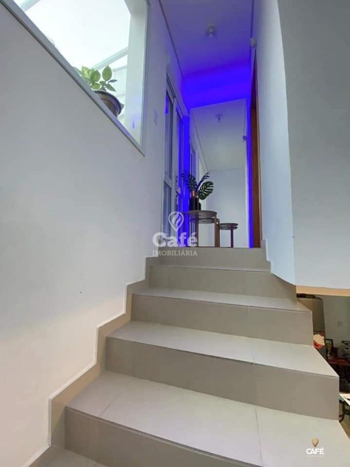 Casa à venda com 2 quartos, 72m² - Foto 5