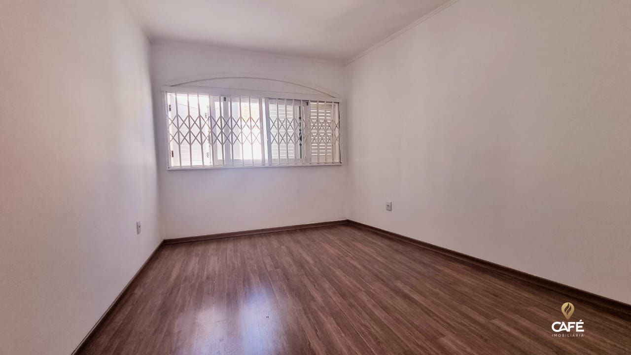 Casa à venda com 3 quartos, 241m² - Foto 30