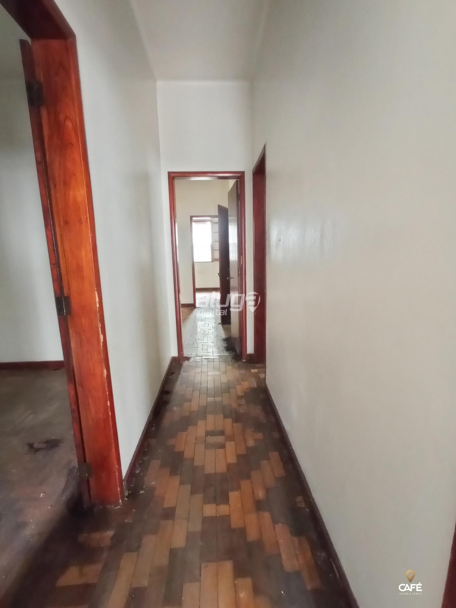 Casa para alugar com 4 quartos, 150m² - Foto 11