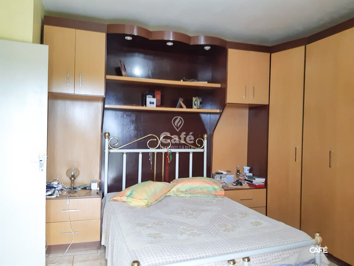 Casa à venda com 3 quartos, 194m² - Foto 4