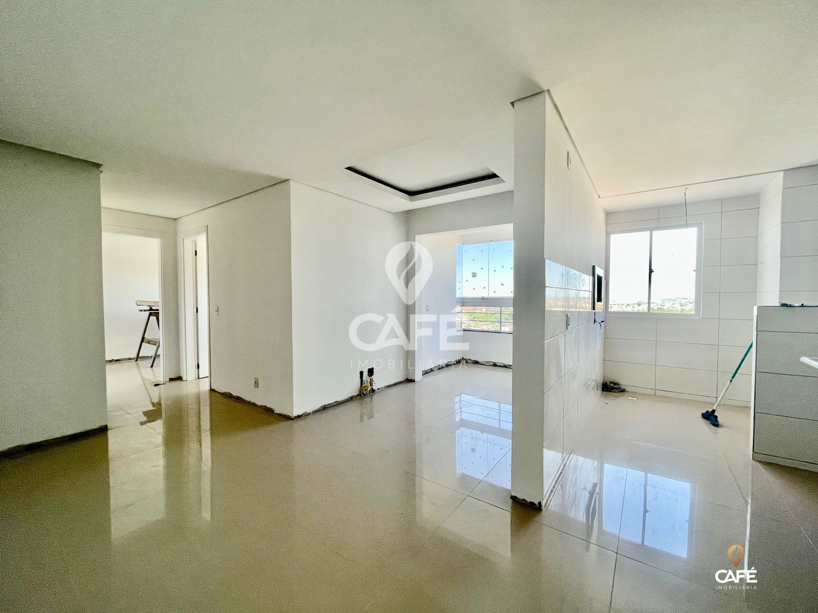 Apartamento à venda com 2 quartos, 57m² - Foto 1