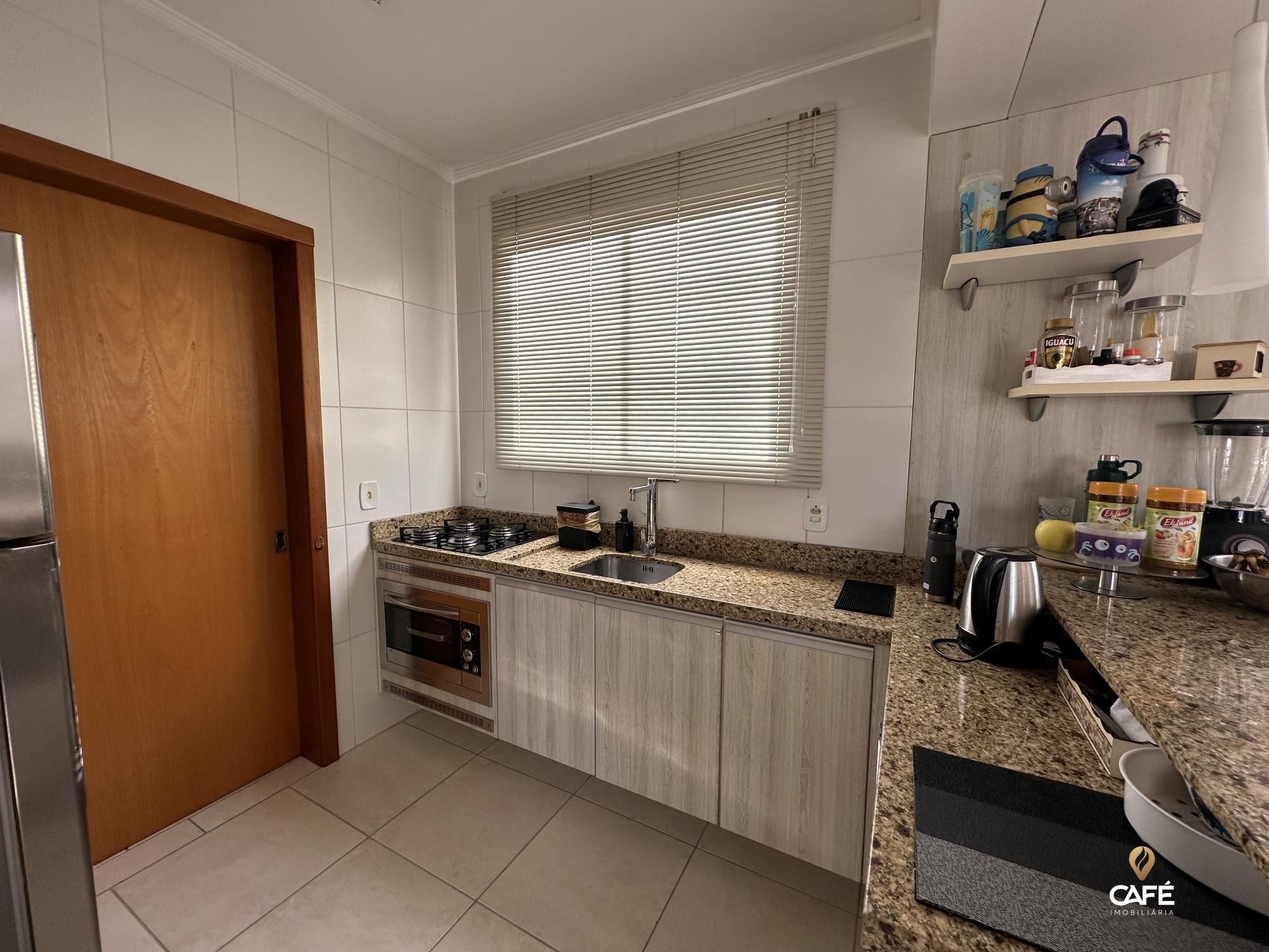 Apartamento à venda com 3 quartos, 97m² - Foto 7