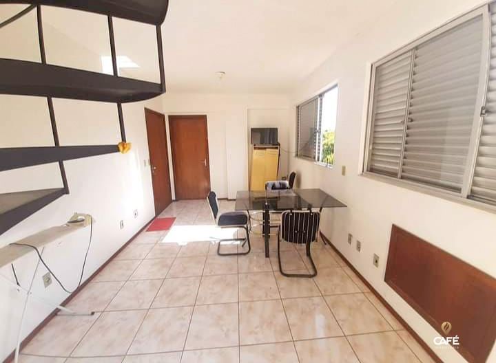 Apartamento à venda com 1 quarto, 42m² - Foto 2