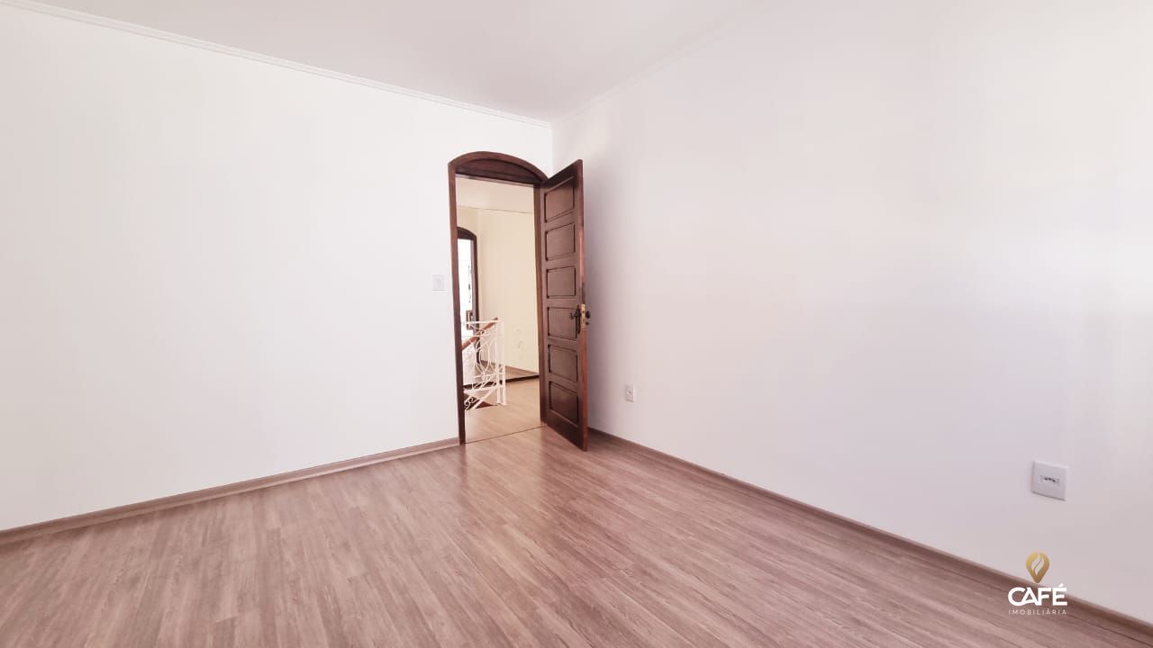 Casa, 3 quartos, 241 m² - Foto 32