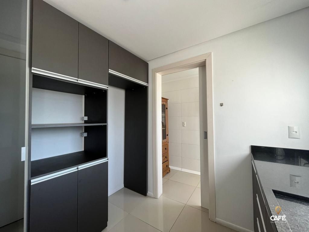 Apartamento à venda com 2 quartos, 108m² - Foto 7