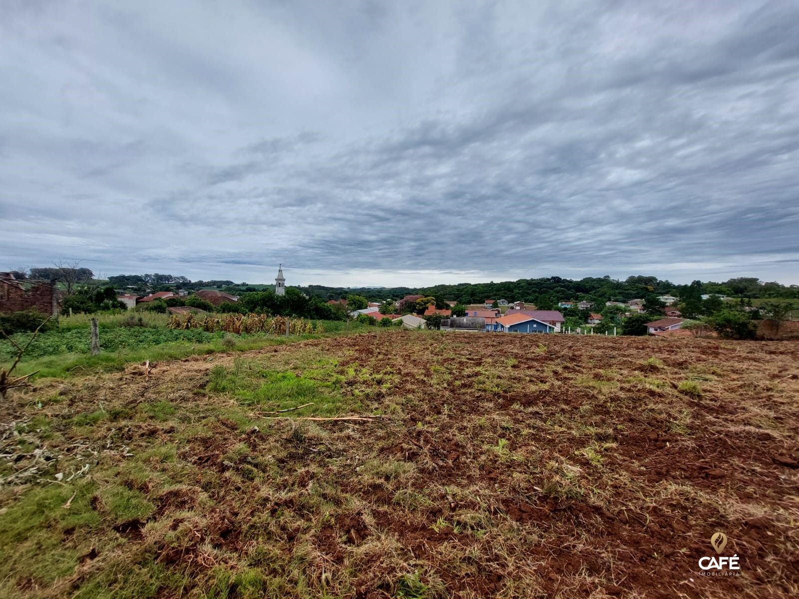 Terreno à venda, 635m² - Foto 1