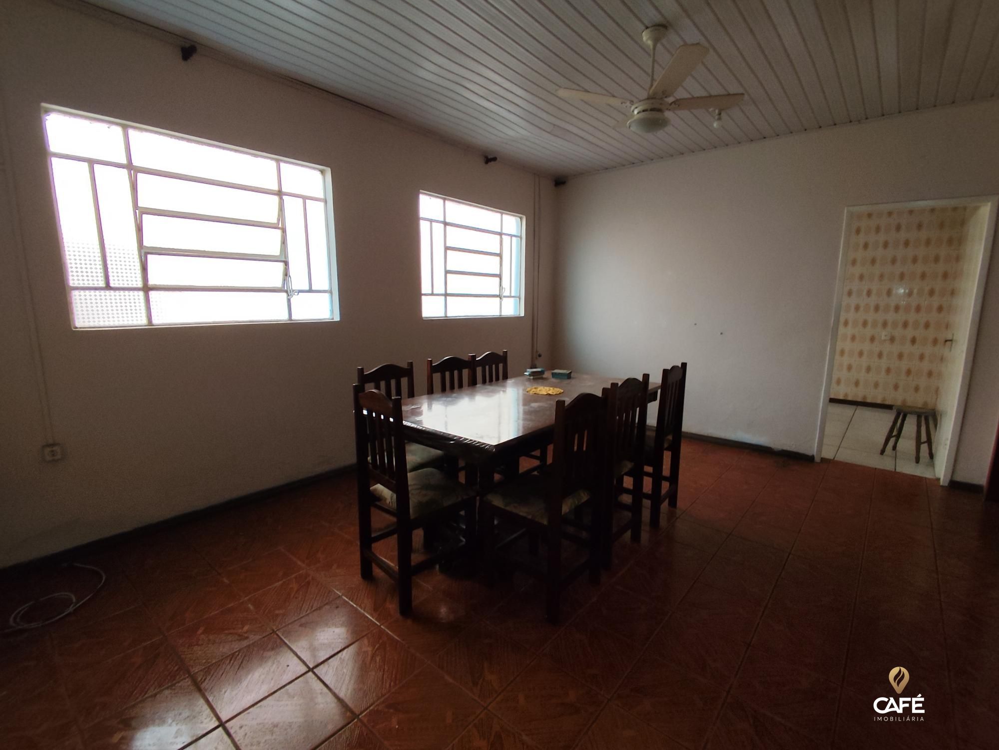 Casa à venda com 5 quartos, 150m² - Foto 10