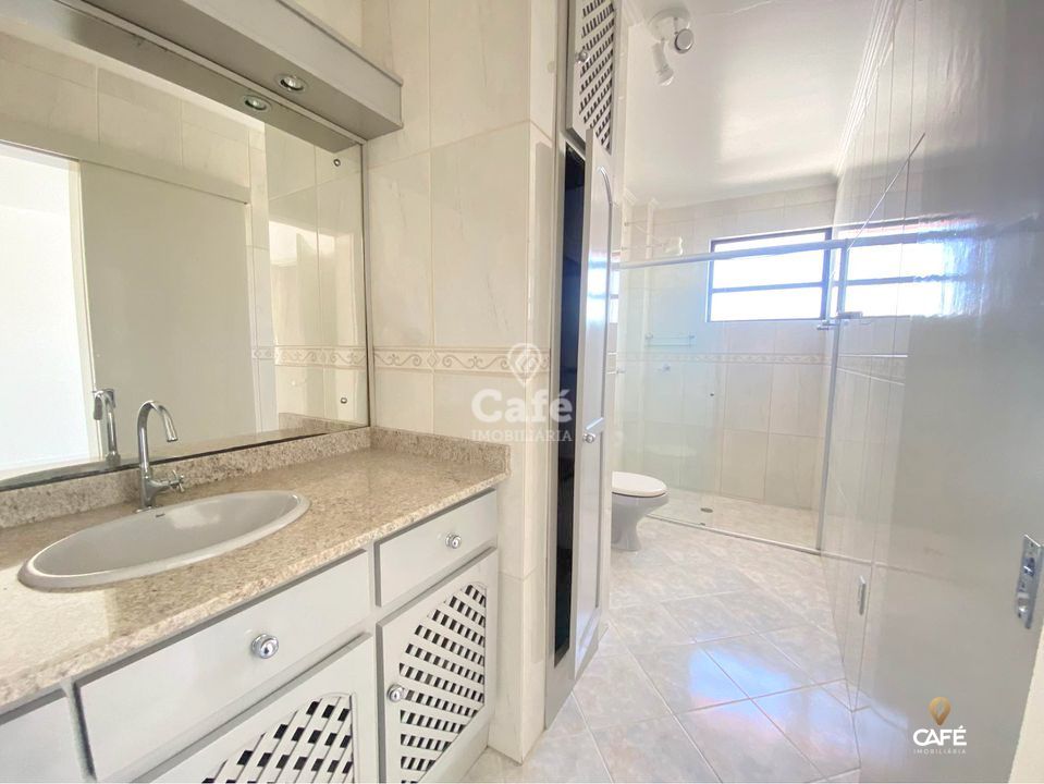 Apartamento à venda com 3 quartos, 125m² - Foto 6