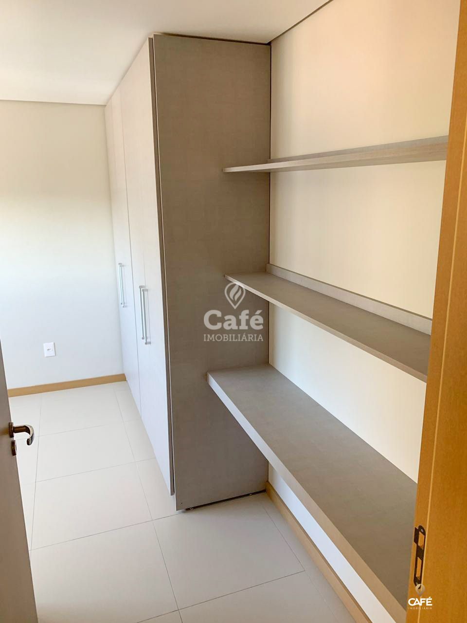 Apartamento à venda com 1 quarto, 31m² - Foto 2